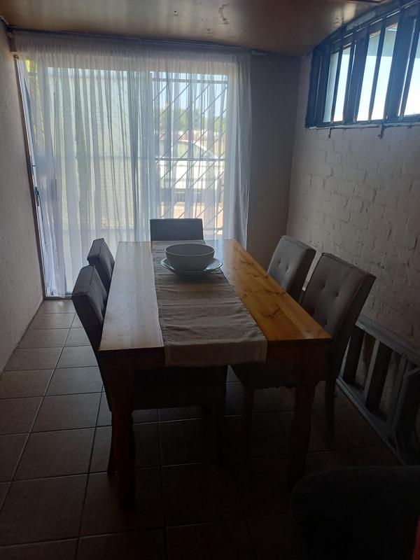 2 Bedroom Property for Sale in Ravensmead Western Cape